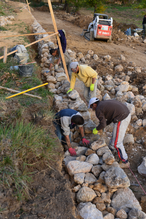 Construire  un mur en Pierres sèche